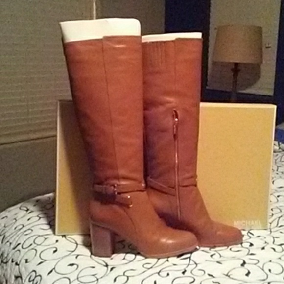 Micheal Kors Leather Boots - Picture 2 of 3